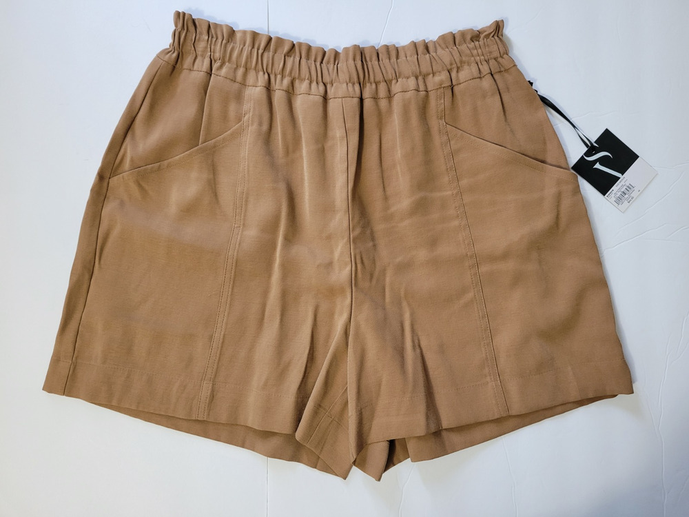 NWT Simply Vera Vera Wang Womens M Tan High Rise Pull On Shorts Pockets